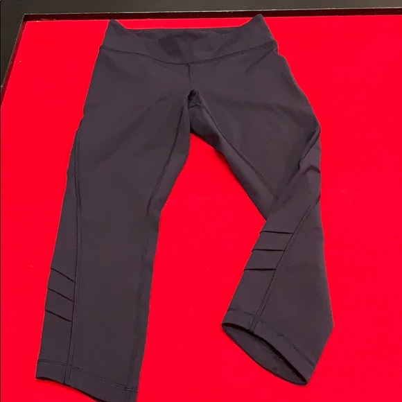 Lululemon leggings - Picture 1 of 8